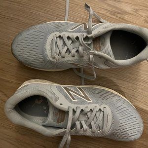 Lightly used New Balance Fresh Foam Arishi Light Blue 7.5D